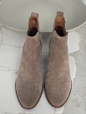 MADEWELL Suede ankle boots SIZE 8